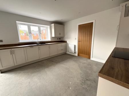 4 bedroom Detached house for sale in Manor Croft, Branston, Burton-on-Trent, DE14