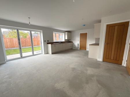 4 bedroom Detached house for sale in Manor Croft, Branston, Burton-on-Trent, DE14