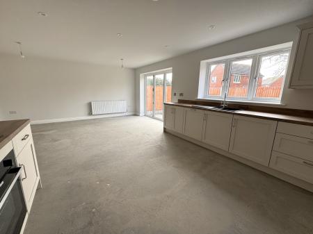 4 bedroom Detached house for sale in Manor Croft, Branston, Burton-on-Trent, DE14