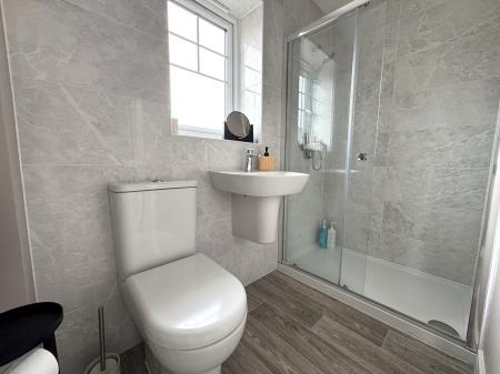 3 bedroom Semi-detached house for sale in Marble Drive, Swadlincote, DE11