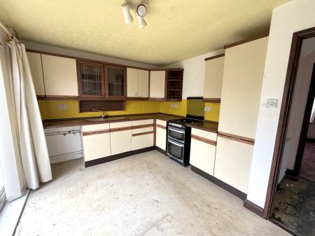 2 bedroom Semi-detached house for sale in Meadow Lane, Newhall, Swadlincote, Derbyshire, DE11
