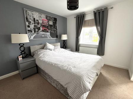 3 bedroom Detached house for sale in Moray Close, Church Gresley, Swadlincote, DE11