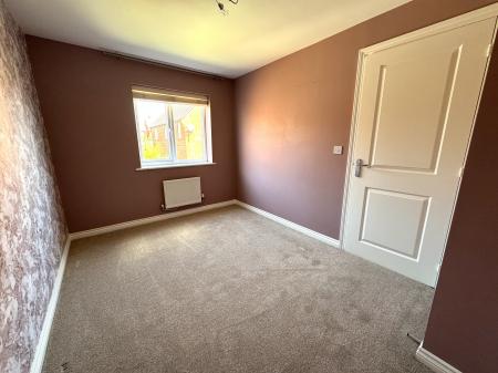 4 bedroom Semi-detached house for sale in Morley Walk, Church Gresley, Swadlincote, DE11