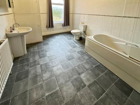 2 bedroom Terraced House for sale in Morleys Hill, Burton-on-Trent, DE13