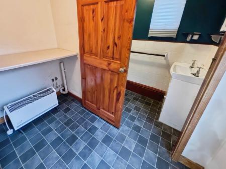 2 bedroom Terraced House for sale in Morleys Hill, Burton-on-Trent, DE13