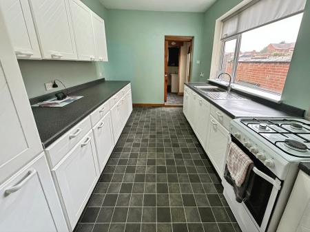 2 bedroom Terraced House for sale in Morleys Hill, Burton-on-Trent, DE13