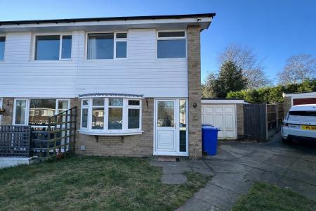 Newfield Road, Winshill, Burton-on-Trent, DE15