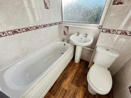 3 bedroom Semi-detached house for sale in Newfield Road, Winshill, Burton-on-Trent, DE15