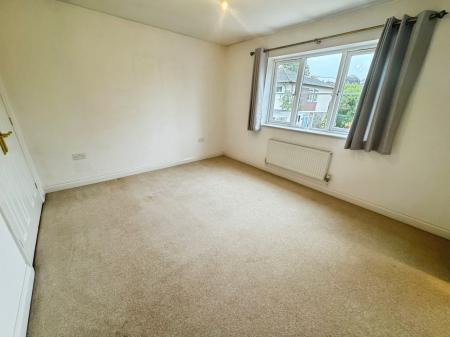 4 bedroom Detached house for sale in Newton Road, Burton-on-Trent, DE15