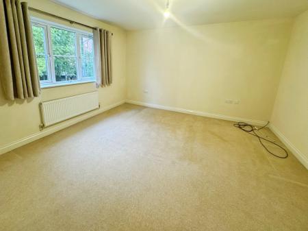 4 bedroom Detached house for sale in Newton Road, Burton-on-Trent, DE15