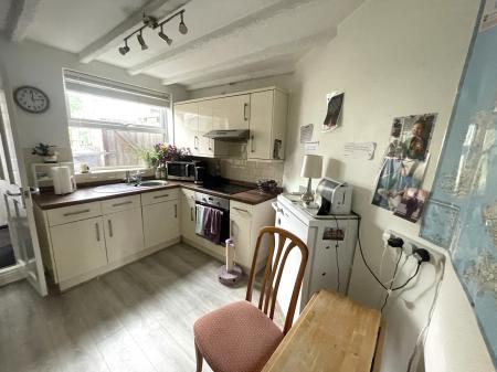 2 bedroom Terraced House for sale in North Street, Swadlincote, Derbyshire, DE11