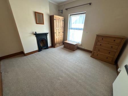 2 bedroom Terraced House for sale in Oak Street, Burton-on-Trent, DE14