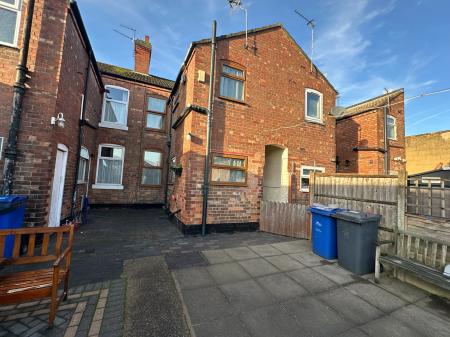 2 bedroom Terraced House for sale in Oak Street, Burton-on-Trent, DE14