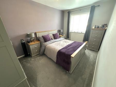 3 bedroom Semi-detached house for sale in Penkridge Road, Church Gresley, Swadlincote, DE11