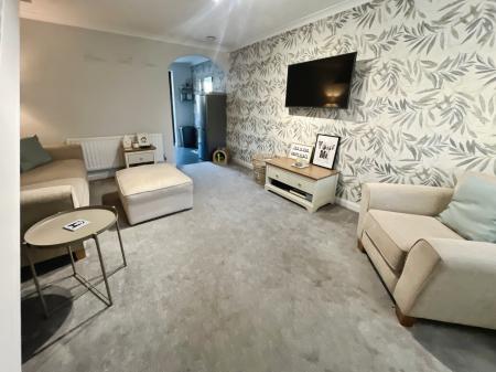 2 bedroom Semi-detached house for sale in Rose Cottage Gardens, Burton-on-Trent, DE14