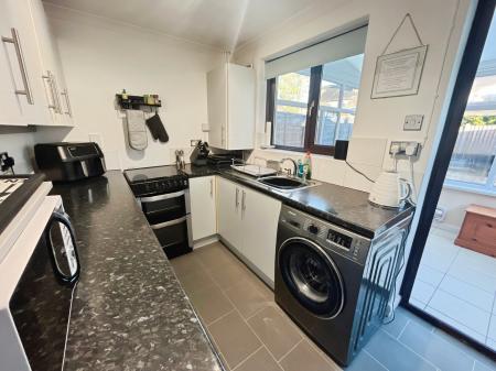 2 bedroom Semi-detached house for sale in Rose Cottage Gardens, Burton-on-Trent, DE14