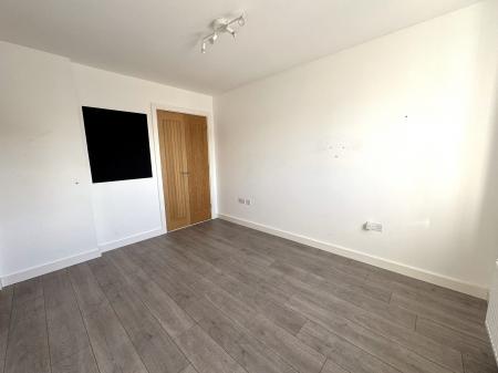 3 bedroom Semi-detached house for sale in Rosliston Road, Stapenhill, Burton-on-Trent, DE15