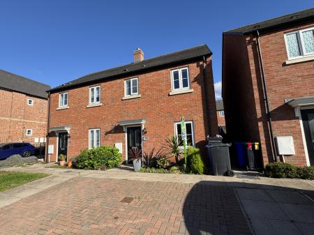 Rosliston Road, Stapenhill, Burton-on-Trent, DE15