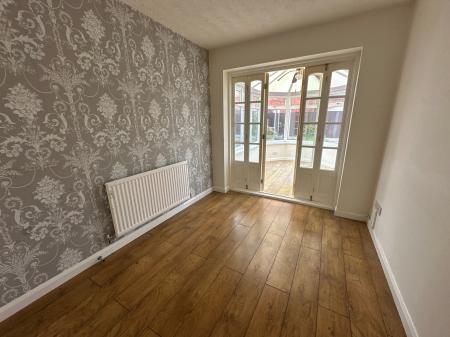 3 bedroom Semi-detached house for sale in Seymour Avenue, Stretton, Burton-on-Trent, DE14
