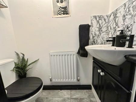 2 bedroom Semi-detached house for sale in Silkstone Close, Church Gresley, Swadlincote, DE11