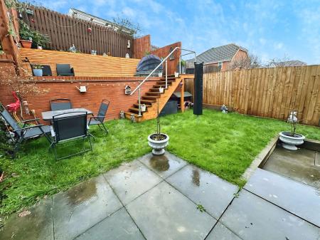 2 bedroom Semi-detached house for sale in Silkstone Close, Church Gresley, Swadlincote, DE11