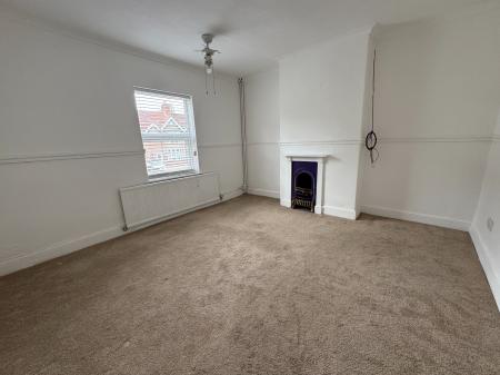 4 bedroom Detached house for sale in Stanton Road, Stapenhill, Burton-on-Trent, DE15