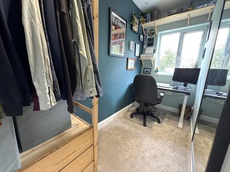 2 bedroom Terraced House for sale in Stanton Road, Stapenhill, Burton-on-Trent, DE15