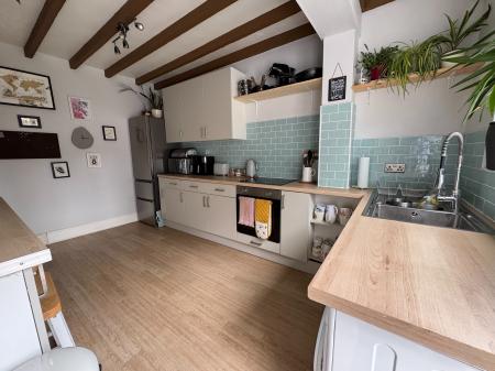 2 bedroom Terraced House for sale in Stanton Road, Stapenhill, Burton-on-Trent, DE15