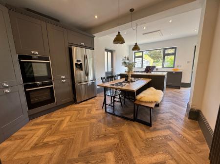 3 bedroom Bungalow for sale in Stanton Road, Burton-on-Trent, DE15