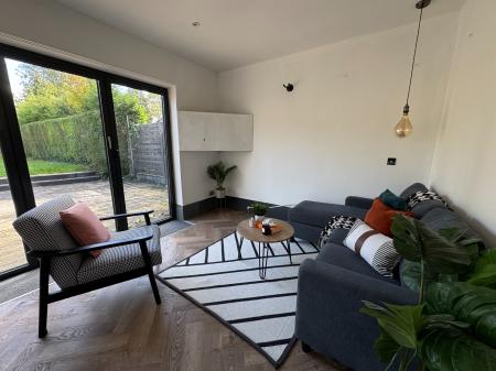 3 bedroom Bungalow for sale in Stanton Road, Burton-on-Trent, DE15