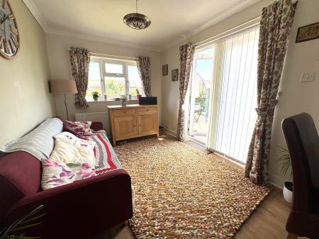 3 bedroom Semi-detached house for sale in Sycamore Close, Linton, Swadlincote, Derbyshire, DE12