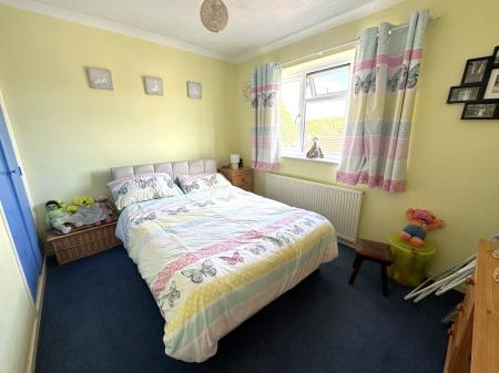 3 bedroom Semi-detached house for sale in Sycamore Close, Linton, Swadlincote, Derbyshire, DE12