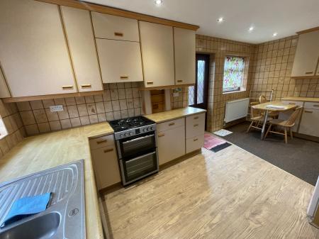 4 bedroom Detached house for sale in The Drive, Rolleston Road, Burton-on-Trent, DE13