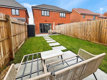 2 bedroom Semi-detached house for sale in Thorneywood Road, Drakelow, Burton-on-Trent, DE15