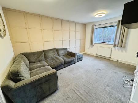 2 bedroom Town house for sale in Thorntree Lane, Branston, Burton-on-Trent, DE14