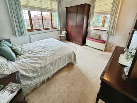 3 bedroom Detached bungalow for sale in Tower Road, Burton-on-Trent, DE15