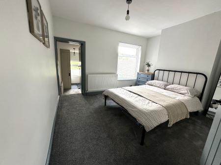 2 bedroom End of terrace house for sale in Tutbury Road, Burton-on-Trent, DE13