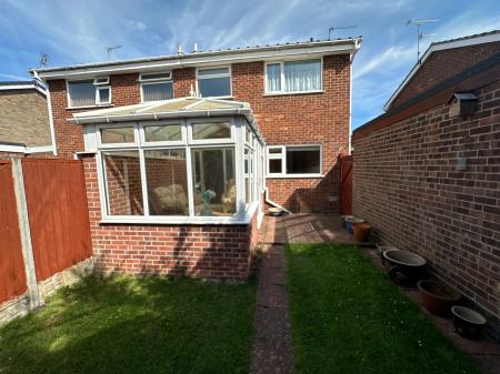 3 bedroom Semi-detached house for sale in Waverley Lane, Shobnall, Burton-on-Trent, DE14