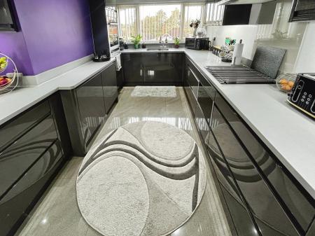 3 bedroom Detached house for sale in Wood Lane, Newhall, Swadlincote, Derbyshire, DE11