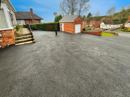 3 bedroom Detached house for sale in Wood Lane, Newhall, Swadlincote, Derbyshire, DE11