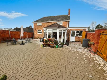 3 bedroom Detached house for sale in Wood Lane, Newhall, Swadlincote, Derbyshire, DE11