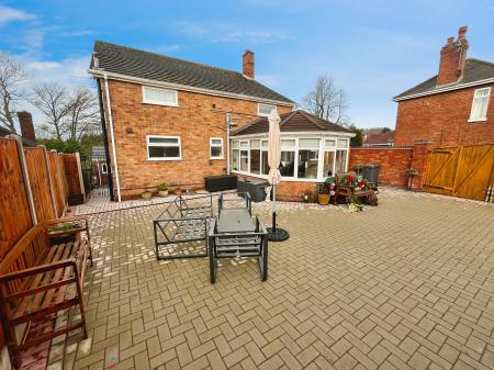 3 bedroom Detached house for sale in Wood Lane, Newhall, Swadlincote, Derbyshire, DE11