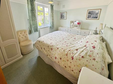 3 bedroom Bungalow for sale in Woodland Road, Stanton, Burton-on-Trent, DE15