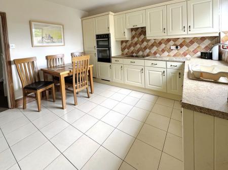 3 bedroom Terraced House for sale in Woodville Road, Overseal, Swadlincote, Derbyshire, DE12