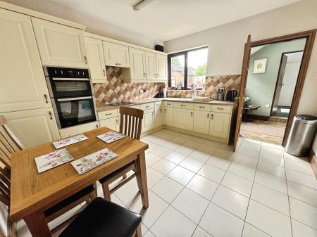 3 bedroom Terraced House for sale in Woodville Road, Overseal, Swadlincote, Derbyshire, DE12