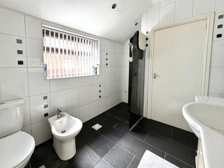 3 bedroom Terraced House for sale in Woodville Road, Overseal, Swadlincote, Derbyshire, DE12