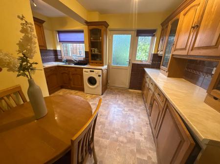 3 bedroom Semi-detached house for sale in New Road, Newhall, Swadlincote, Derbyshire, DE11