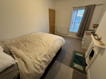2 bedroom End of terrace house for sale in Horninglow Road North, Burton-on-Trent, DE13