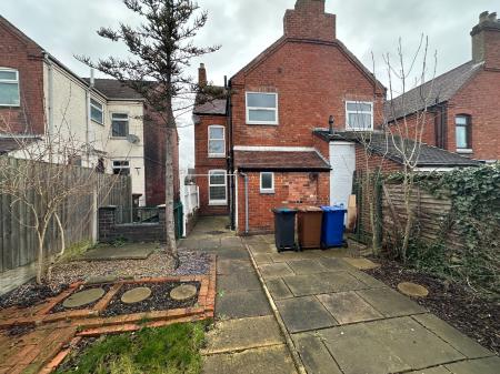 2 bedroom End of terrace house for sale in Horninglow Road North, Burton-on-Trent, DE13