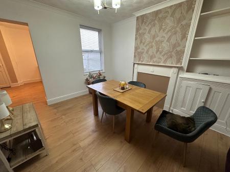 2 bedroom End of terrace house for sale in Horninglow Road North, Burton-on-Trent, DE13